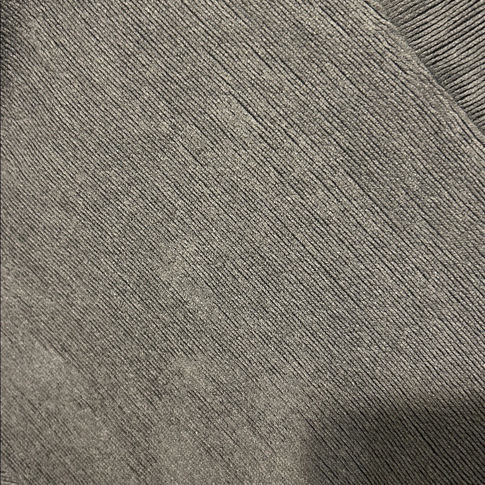 Gilli Charcoal V-Neck Sweater - Picture 4 of 7